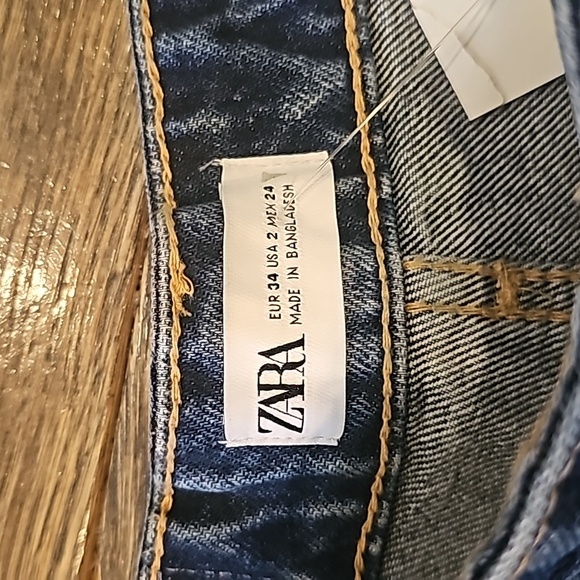 Zara mid rise denim shorts - Picture 3 of 3